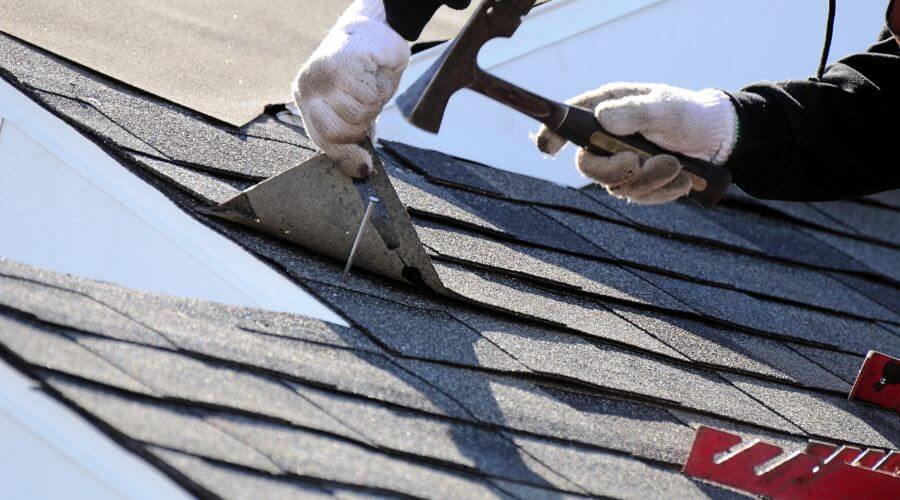 Expert flood damage restoration services in Whiting, KS